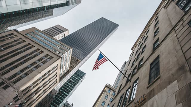 Wall Street's Most Accurate Analysts Spotlight On 3 Tech Stocks Delivering High-Dividend Yields