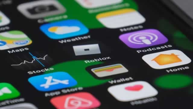 RBLX Q4 Bookings Up 63%: Is the Platform Entering a New Growth Phase?