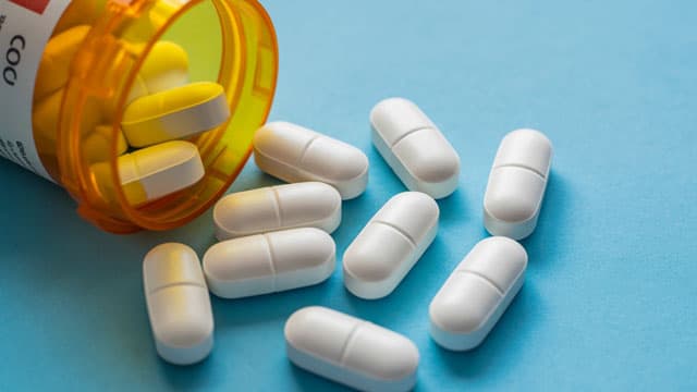 2 dividend stocks to buy after Q1 earnings season