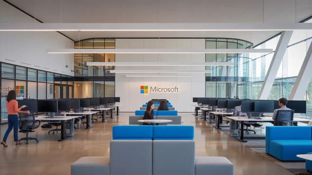 I'm a Microsoft software engineer. AI makes hitting my deadlines much easier, but I'm still skeptical it will replace me.