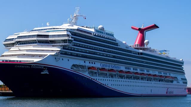 Can Carnival's AI Push Accelerate Margin Expansion Through 2029?
