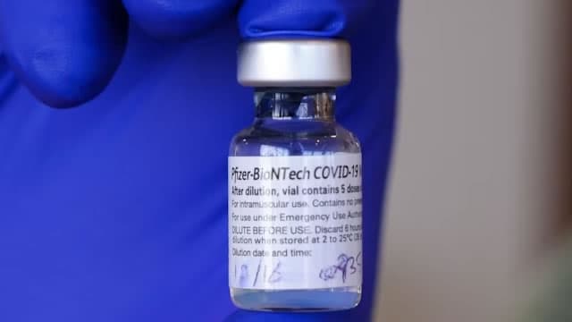 Is Trending Stock Pfizer Inc. (PFE) a Buy Now?