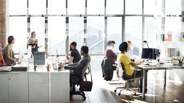 Resources Connection: Maintaining Hold Rating Although Q1 Earnings Encouraging