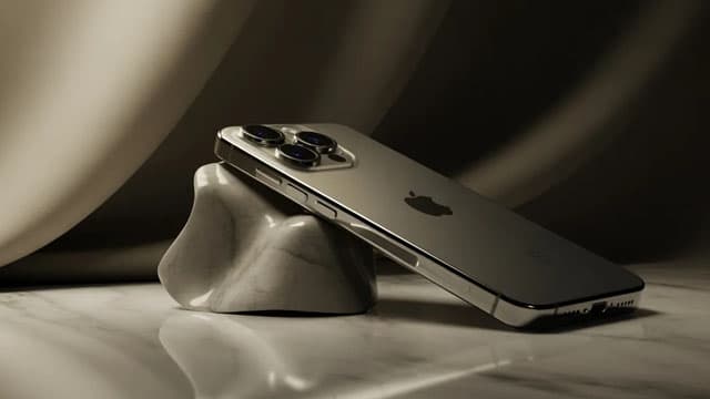 Is Apple Stock's 33.54X PE Still Worth it? Buy, Sell, or Hold?