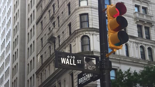 Top 2 Energy Stocks That May Rocket Higher This Quarter