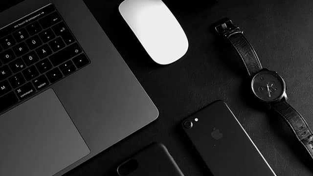 Investors Heavily Search Apple Inc. (AAPL): Here is What You Need to Know